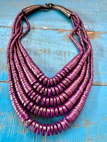 VINTAGE MULTI-STRAND PURPLE WOODEN BEADS NECKLACE