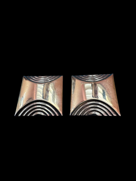 1970s VINTAGE GOLD METAL CLIP ON EARRINGS