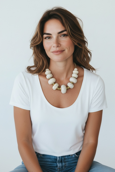VINTAGE GOLD NECKLACE WITH CHUNKY CREAM CRACKLED PENDANTS