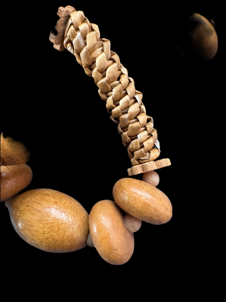 VINTAGE TIKI BROWN WOODEN BEADS NECKLACE