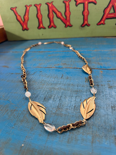 VINTAGE CHAIN LINK NECKLACE WITH GOLD FEATHERS