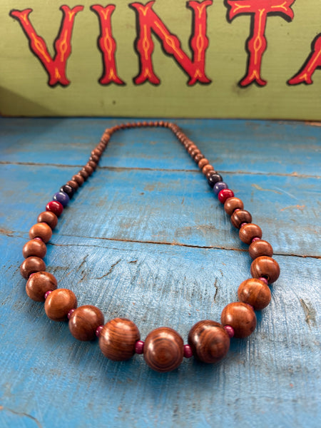 VINTAGE WOODEN BEADS NECKLACE