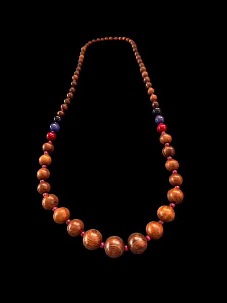 VINTAGE WOODEN BEADS NECKLACE