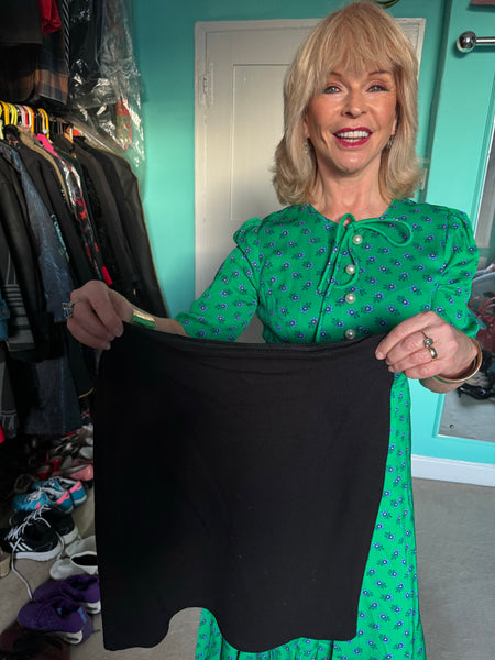 TOYAH VINTAGE BLACK STRETCH SKIRT