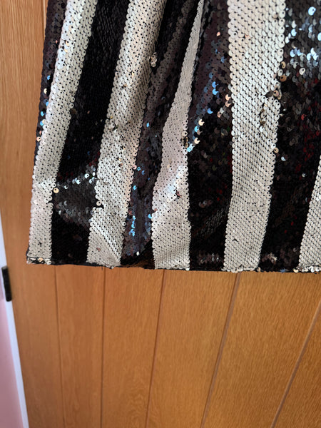 LARGE BLACK AND SILVER SEQUINNED STRIPES BAG