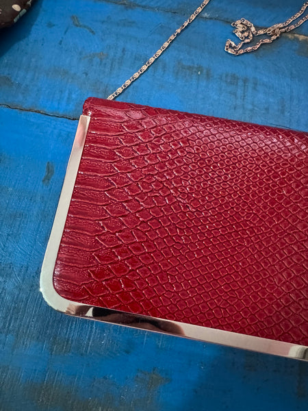 RED AND GOLD NEW HANDBAG