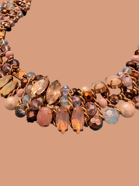 VINTAGE NECKLACE WITH PASTEL CRYSTALS AND PEARLS