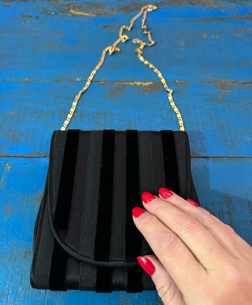 VINTAGE BLACK VELVET STRIPED EVENING BAG WITH LONG GOLD CHAIN