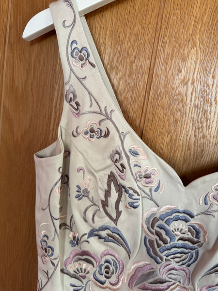 TOYAH SUNDAY LUNCH VIDEO EMBROIDERED DRESS