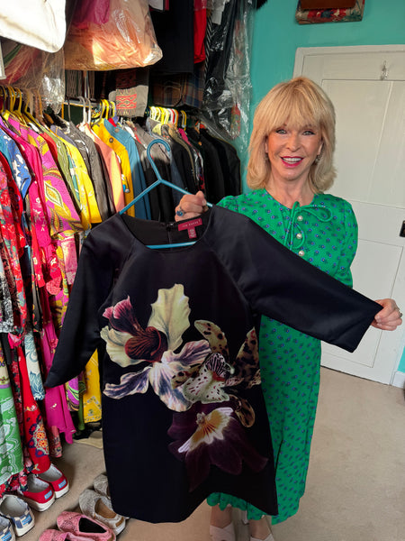 TOYAH TED BAKER ORCHIDS BLACK DRESS WORN ON STAGE