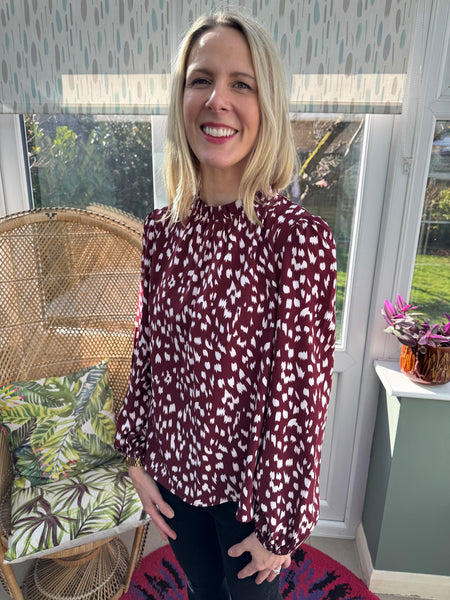 BURGUNDY PRINT BLOUSE