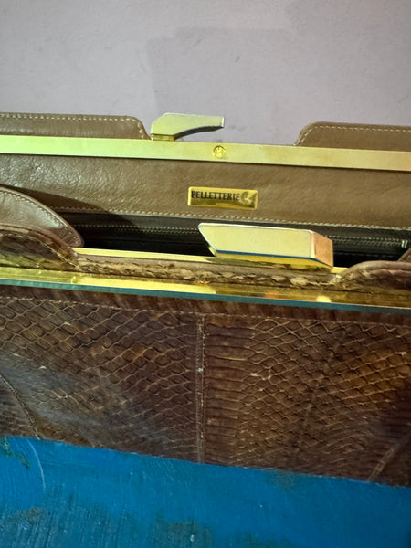 1970s PELLETTERIE ITALIAN BROWN REAL LEATHER CLUTCH BAG