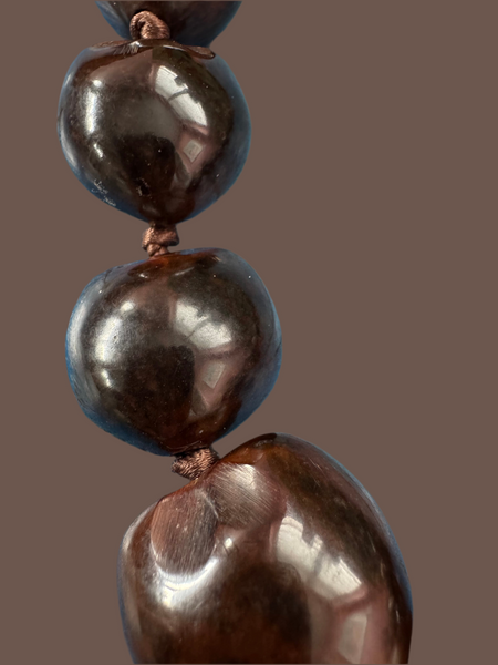 VINTAGE HAWAIIAN KUKUI NUT NECKLACE
