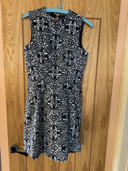 TOYAH BLACK AND WHITE DRESS