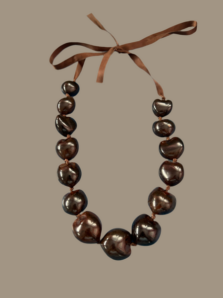 VINTAGE HAWAIIAN KUKUI NUT NECKLACE