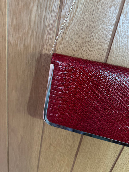 RED AND GOLD NEW HANDBAG