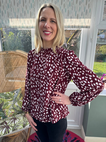 BURGUNDY PRINT BLOUSE