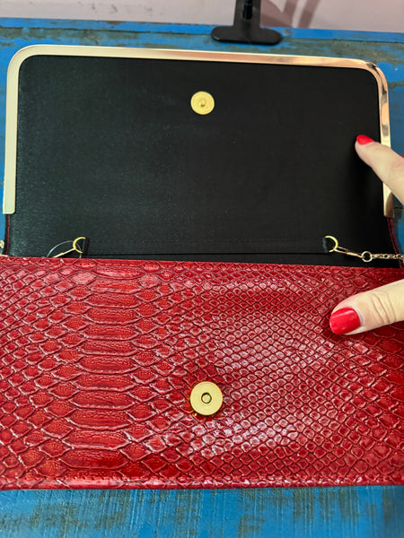 RED AND GOLD NEW HANDBAG