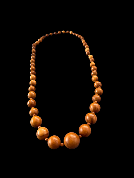 VINTAGE BROWN BEADS NECKLACE