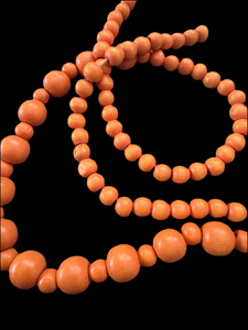 VINTAGE PASTEL ORANGE WOODEN BEADS NECKLACE