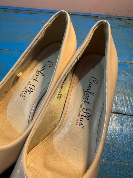 TOYAH BEIGE PATENT LOWER HEELED SHOES