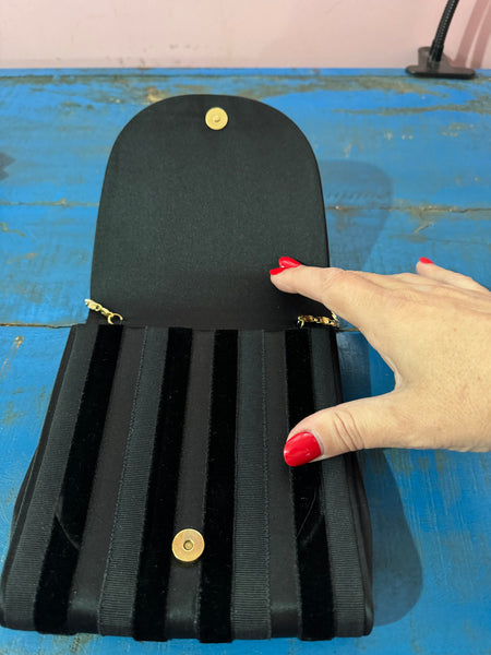 VINTAGE BLACK VELVET STRIPED EVENING BAG WITH LONG GOLD CHAIN