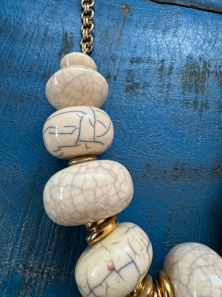VINTAGE GOLD NECKLACE WITH CHUNKY CREAM CRACKLED PENDANTS
