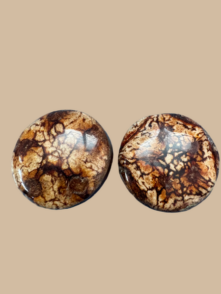 1970s BROWN AND CREAM CLIP ON EARRINGS