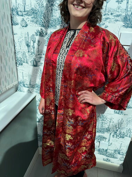 ANTIQUE RED KIMONO LONG ROBE