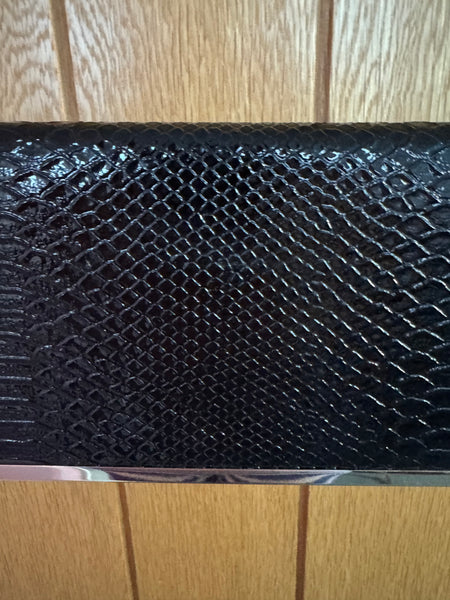 BLACK AND GOLD NEW HANDBAG