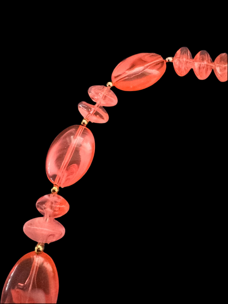 1960s CORAL PINK AND GOLD BEADS NECKLACE