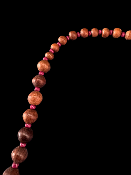 VINTAGE WOODEN BEADS NECKLACE