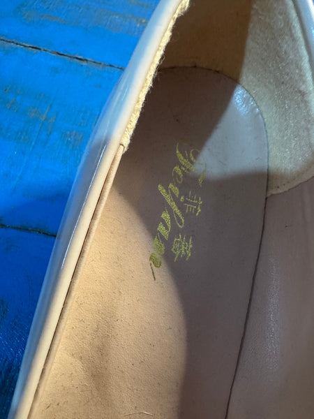 TOYAH BEIGE PATENT SHOES