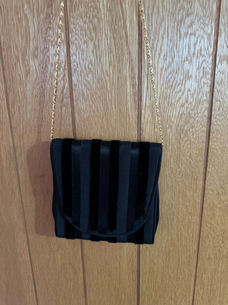 VINTAGE BLACK VELVET STRIPED EVENING BAG WITH LONG GOLD CHAIN