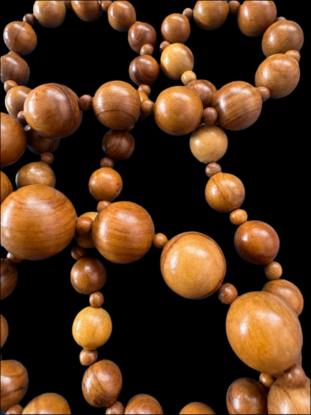 VINTAGE BROWN BEADS NECKLACE