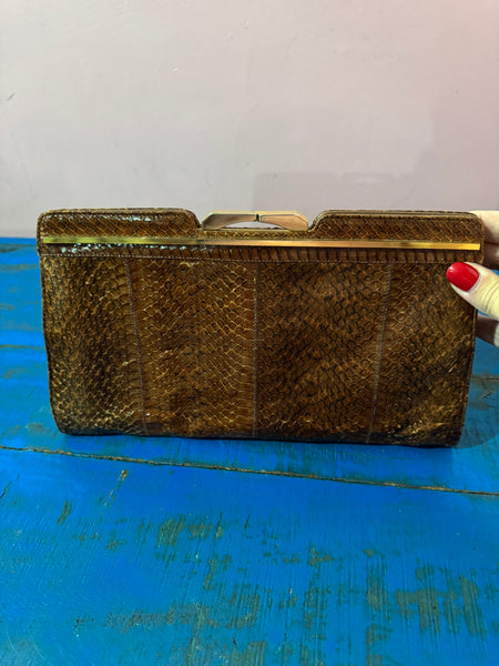 1970s PELLETTERIE ITALIAN BROWN REAL LEATHER CLUTCH BAG