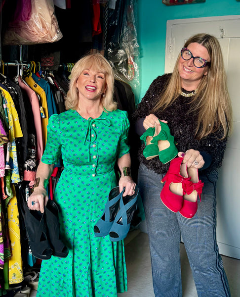 TOYAH GREEN HIGH HEELED SHOES WITH BOW