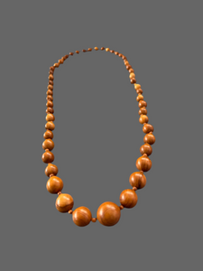 VINTAGE BROWN BEADS NECKLACE