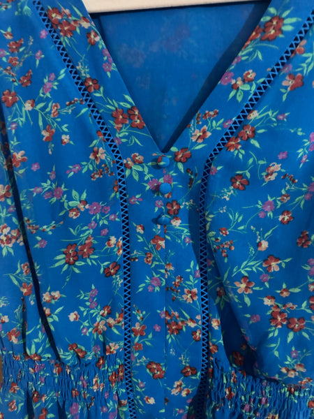 MAUVETTE BLUE AND RED DITSY FLORAL PRINT BLOUSE