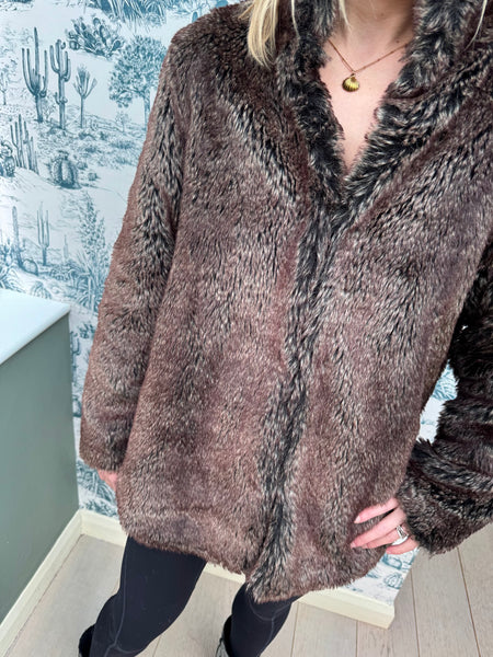 RETRO BROWN FAUX FUR COAT