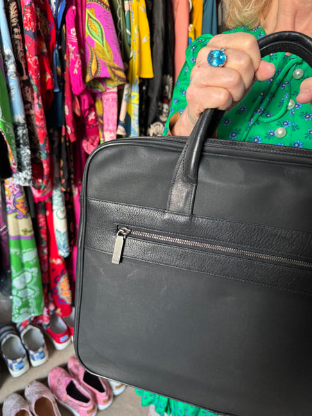 TOYAH DUNHILL LUXURY HIGH QUALITY LEATHER AND METAL BUSINESS BRIEFCASE DOCUMENT CASE