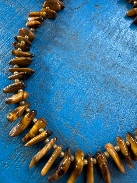 VINTAGE TIGER EYE BEADS NECKLACE