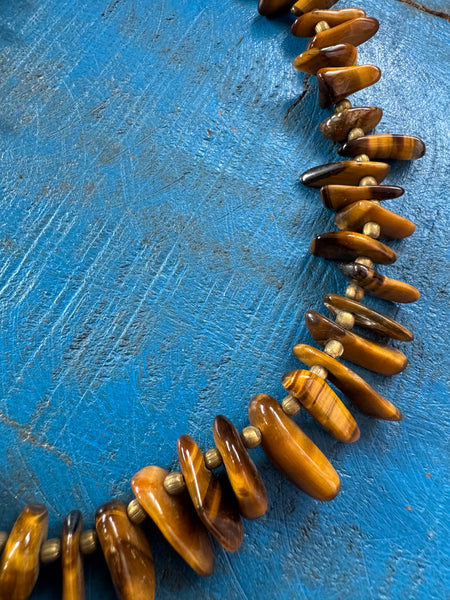 VINTAGE TIGER EYE BEADS NECKLACE