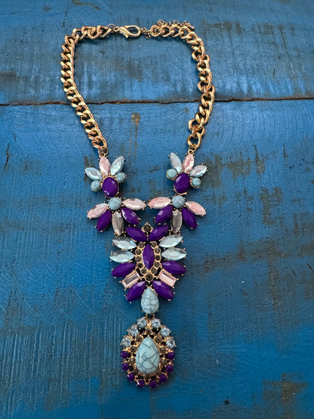 VINTAGE CHUNKY PURPLE AND BLUE DIAMANTES NECKLACE