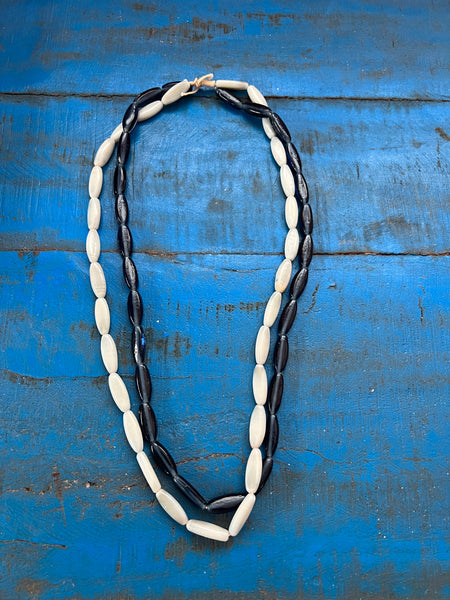 NAVY AND PASTEL BLUE BEADED NECKLACE